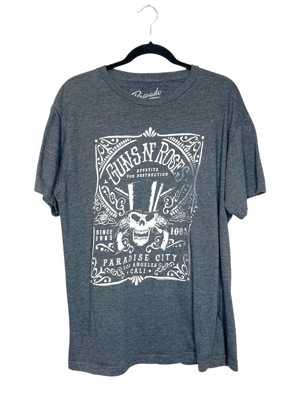 BRAVADO Guns N Roses Paradise City Skull Top Hat Gray and White Tee size XL